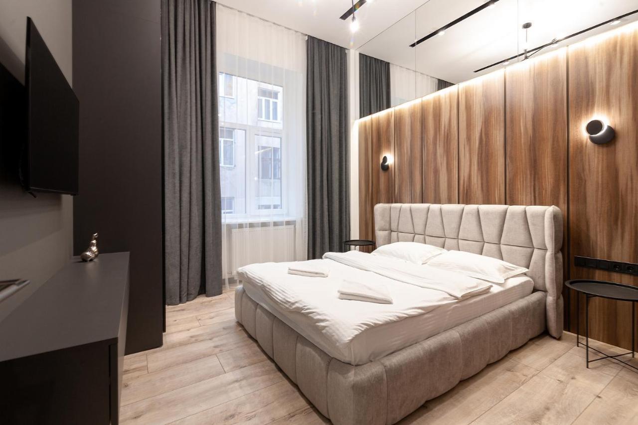 Royal Apartment On Leontovicha 7/2 Lviv Exterior foto