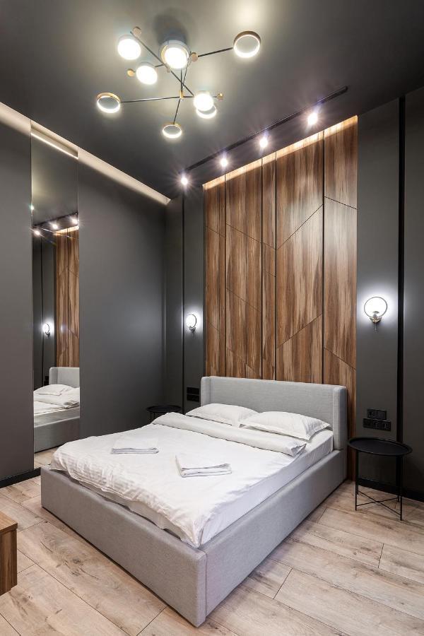 Royal Apartment On Leontovicha 7/2 Lviv Exterior foto
